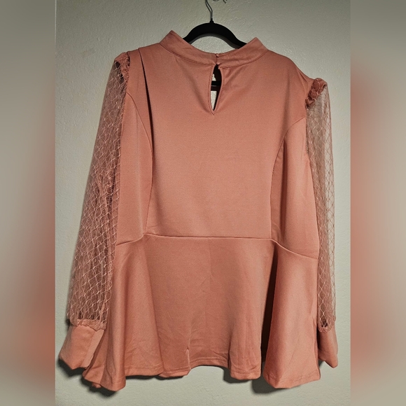 Ashley Stewart Mesh Paneled Cutout Peplum Top Size 30/32 - Picture 10 of 17